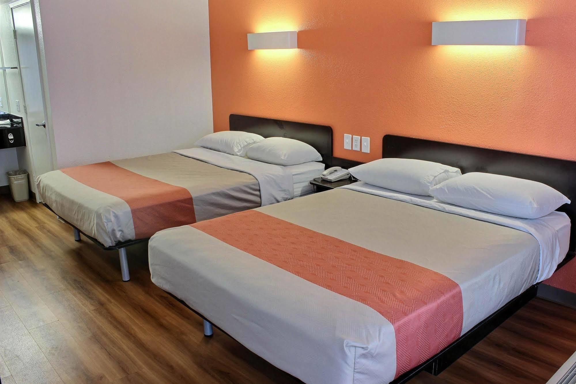 Motel 6-Paso Robles, Ca Εξωτερικό φωτογραφία