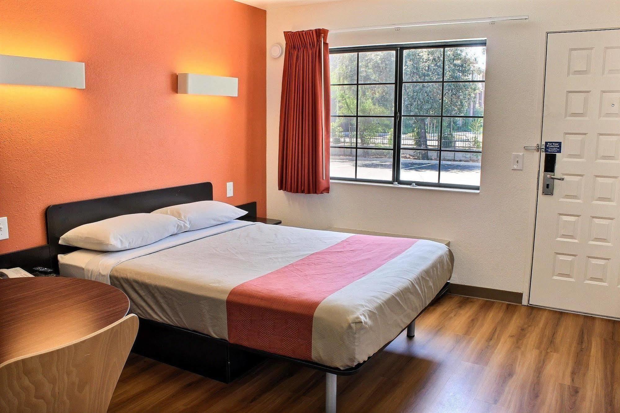 Motel 6-Paso Robles, Ca Εξωτερικό φωτογραφία