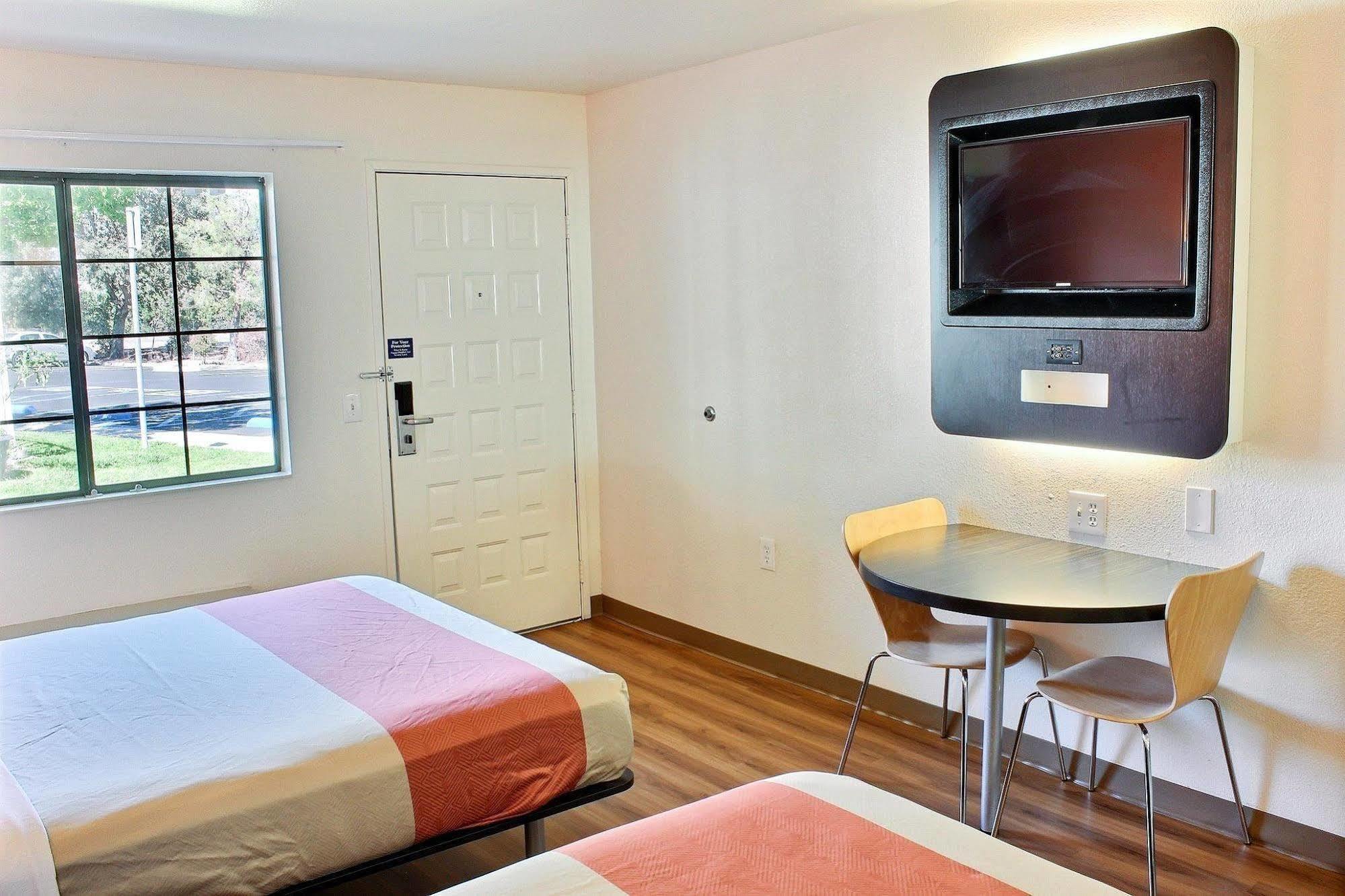 Motel 6-Paso Robles, Ca Εξωτερικό φωτογραφία